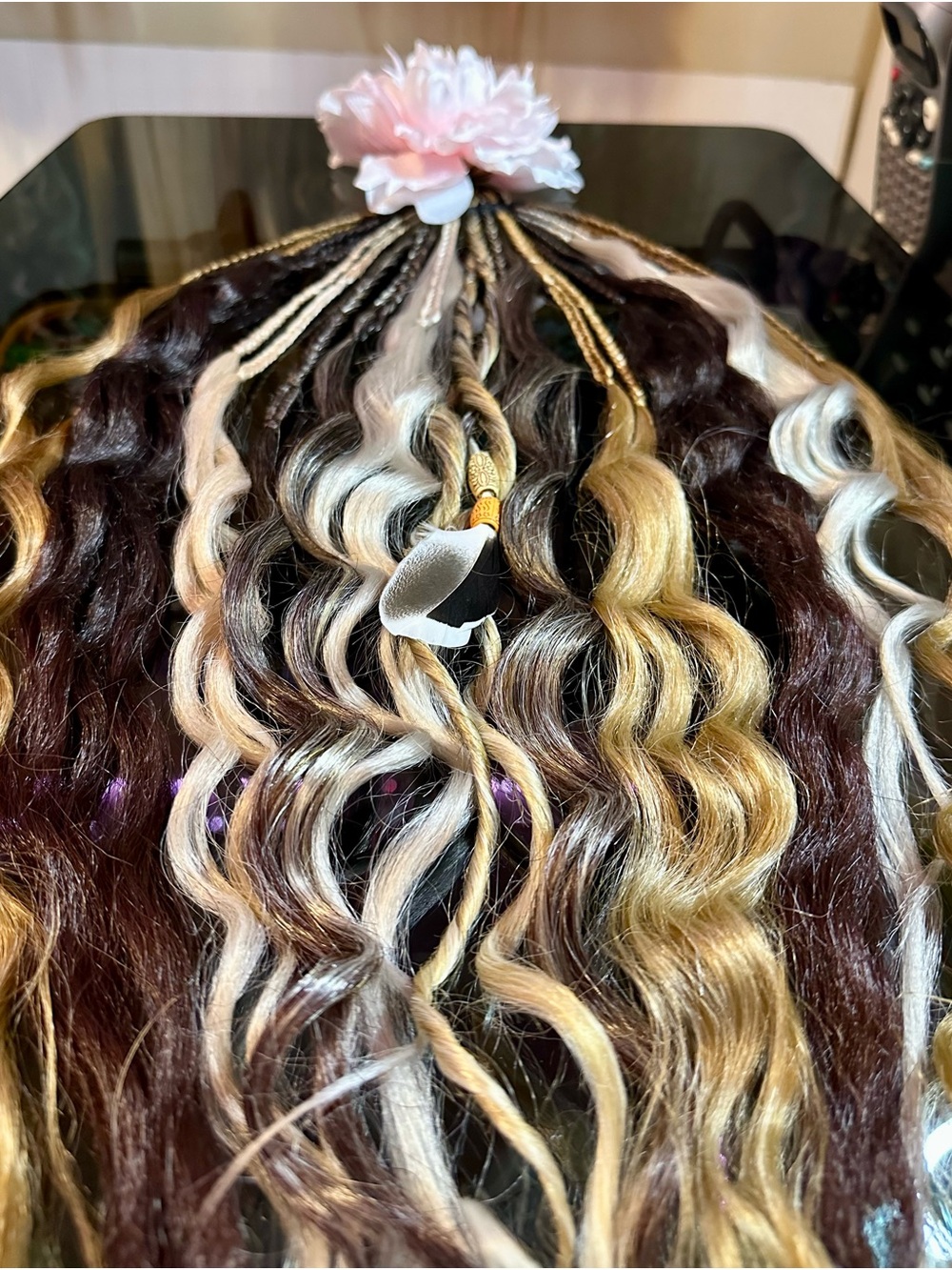Luxury wavy locks Hair Extensions - Blonde and Brown